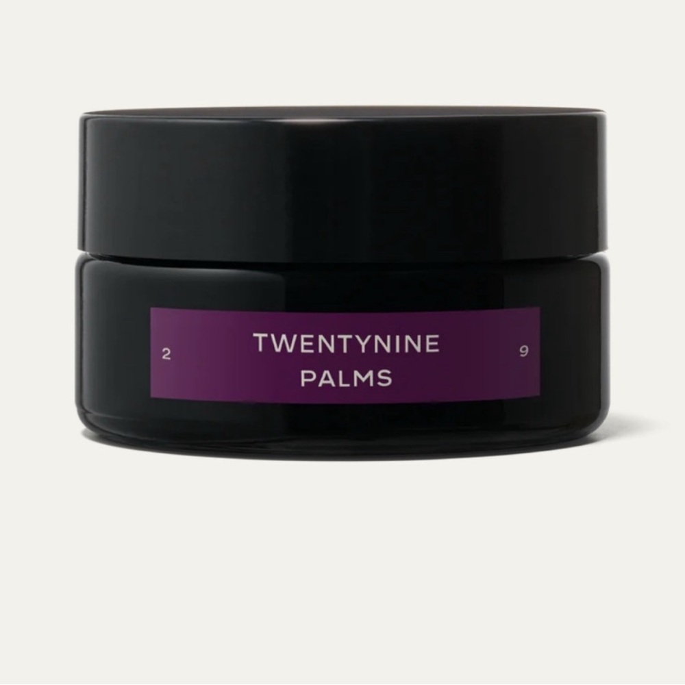 Twentynine Palms Santa Ana
Salve Moisturizer NIB